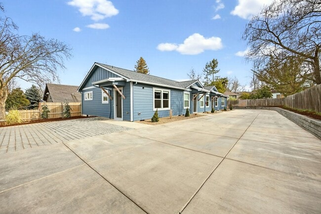 property at 530 G St