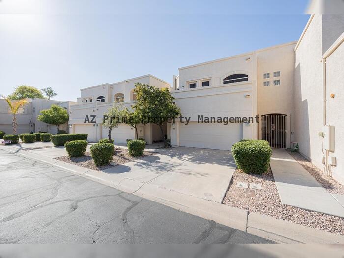 1326 W Coral Reef Dr in Gilbert, AZ - Foto de edificio