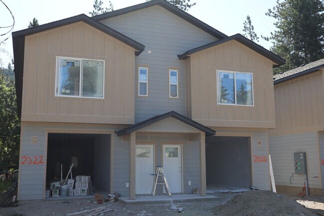 2022 N 12th St in Coeur d'Alene, ID - Building Photo - Building Photo