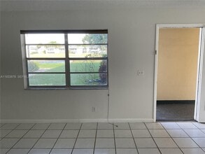 485 Flanders K in Delray Beach, FL - Building Photo - Building Photo