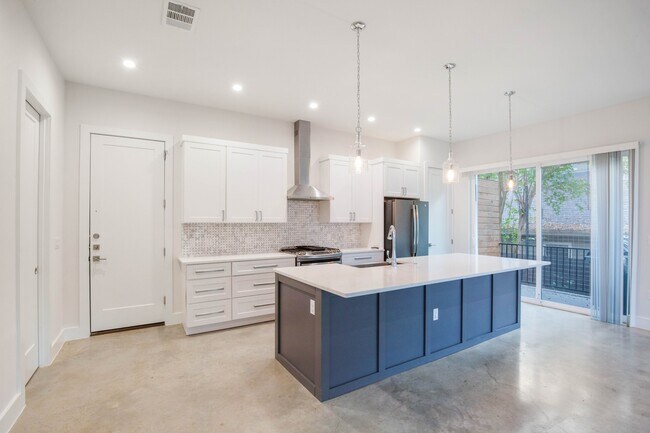 2103 E 20th St in Austin, TX - Building Photo - Building Photo