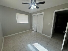 8817 Dania Dr in Palm Beach Gardens, FL - Building Photo