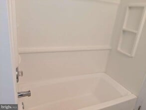 14 Glenwood Dr in Lindenwold, NJ - Building Photo - Building Photo