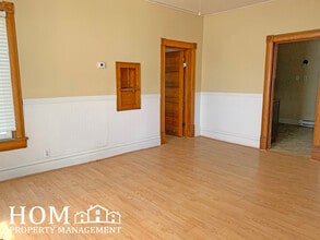 704 N 2nd St, Unit 1 in Mankato, MN - Foto de edificio - Building Photo
