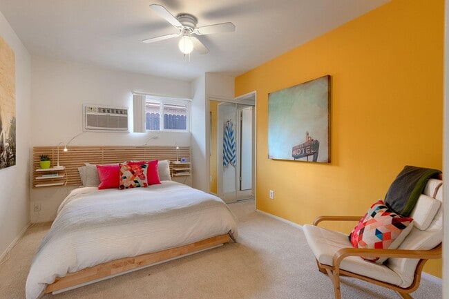 525 E Cottonwood Rd, Unit Furnished 1 Bdm PSCentral