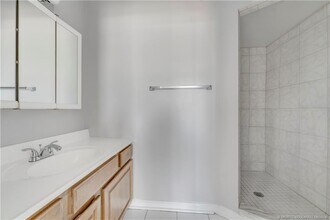 863 NW River Shores Blvd in Stuart, FL - Foto de edificio - Building Photo