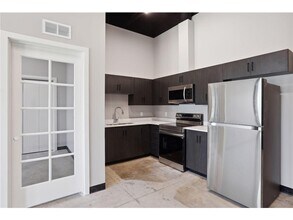 801 SE 9th St in Minneapolis, MN - Building Photo - Building Photo