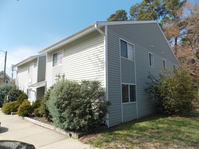 1806 Chapel Hill Rd in Durham, NC - Foto de edificio