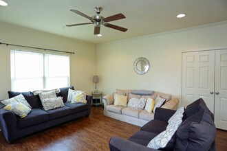 Central Park in Tuscaloosa, AL - Building Photo - Interior Photo