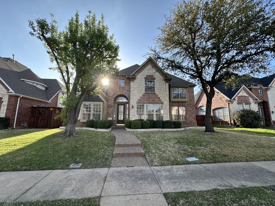 213 Bricknell Ln in Coppell, TX - Foto de edificio
