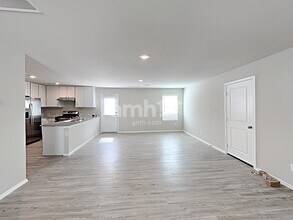 10507 Varmus Dr in Converse, TX - Building Photo - Building Photo
