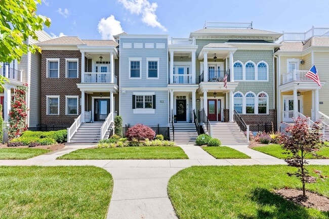 3369 Preston Shore Dr in Harrisonburg, VA - Foto de edificio - Building Photo