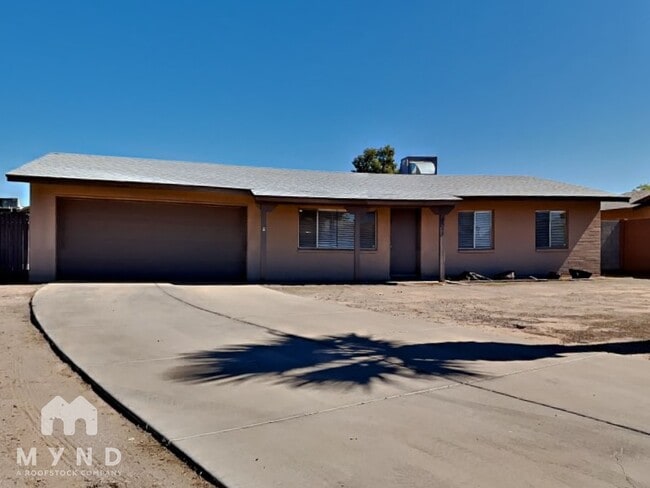 property at 8048 W Clayton Dr