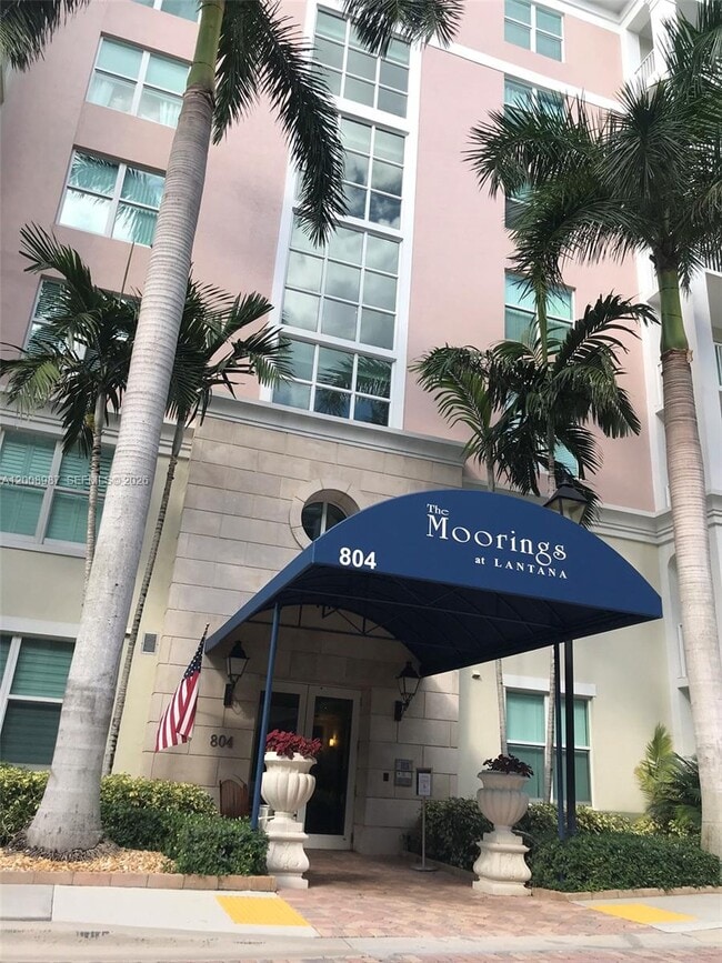 property at 804 E Windward Way