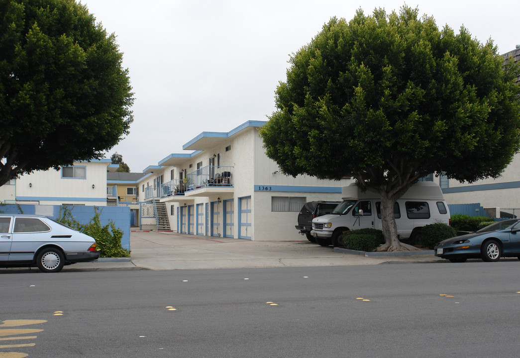 El Patio Apartments in Imperial Beach, CA - Building Photo