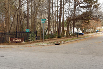 The Oaks in Raleigh, NC - Building Photo - Building Photo