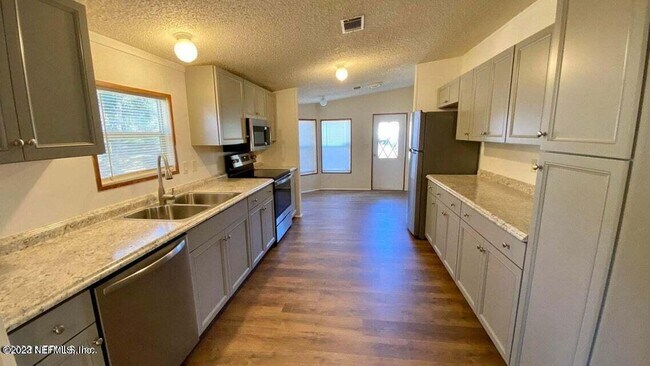 650 S W Orange Ave in Keystone Heights, FL - Building Photo - Building Photo