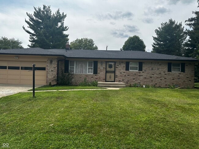 8240 Burn Ct in Indianapolis, IN - Building Photo - Building Photo