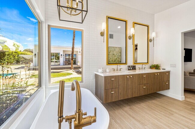 45654 Verba Santa Dr in Palm Desert, CA - Building Photo - Building Photo