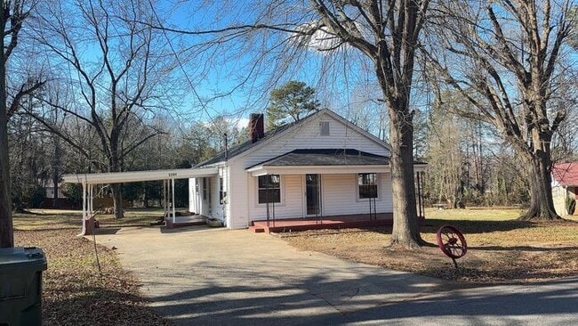 property at 5209 Dellinger Cir