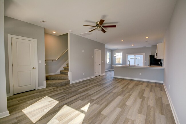 601 Windsurfing Ln in Sneads Ferry, NC - Building Photo - Building Photo