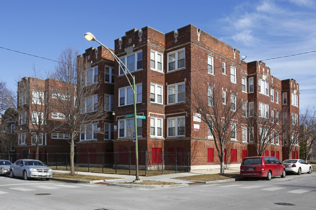 Gray Apartments in Chicago, IL - Foto de edificio