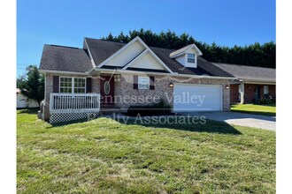 1513 Mayapple Dr in Maryville, TN - Building Photo - Building Photo