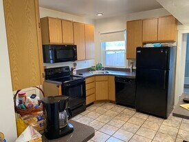 81 S 11th St in Pittsburgh, PA - Building Photo