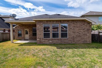 4006 Tranquil Forest in Houston, TX - Building Photo - Building Photo