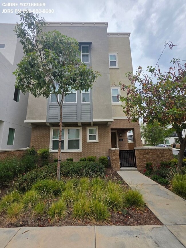 property at 11015 Deckhouse Dr