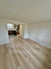 2216 Piper Pl in Burlington, IA - Building Photo - Building Photo