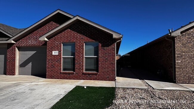 2116 N Avenue J in Lubbock, TX - Building Photo - Building Photo