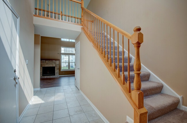 2766 Borkshire Ln in Aurora, IL - Building Photo - Building Photo