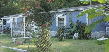 Sea Breeze Mobile Home Community in Columbus, GA - Building Photo - Building Photo