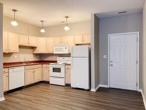 Southridge Commons in Lafayette, IN - Foto de edificio - Building Photo
