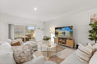 375 Pink Ibis Bnd in St. Cloud, FL - Building Photo - Building Photo