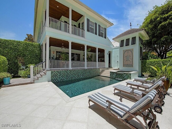 613 14th Ave S in Naples, FL - Building Photo - Building Photo