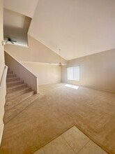 6748 Avenue L10 Ave in Lancaster, CA - Building Photo - Building Photo