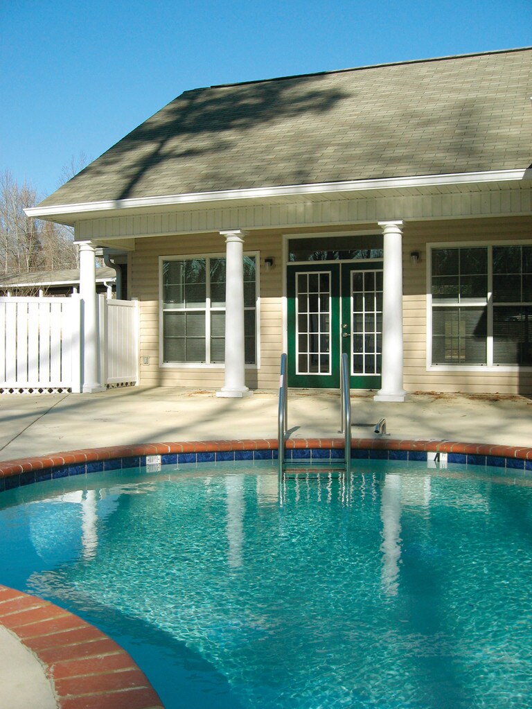 Chapel Creek Apartments in Fultondale, AL