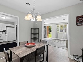 1342 Karlaney Ave in Cayce, SC - Building Photo - Building Photo