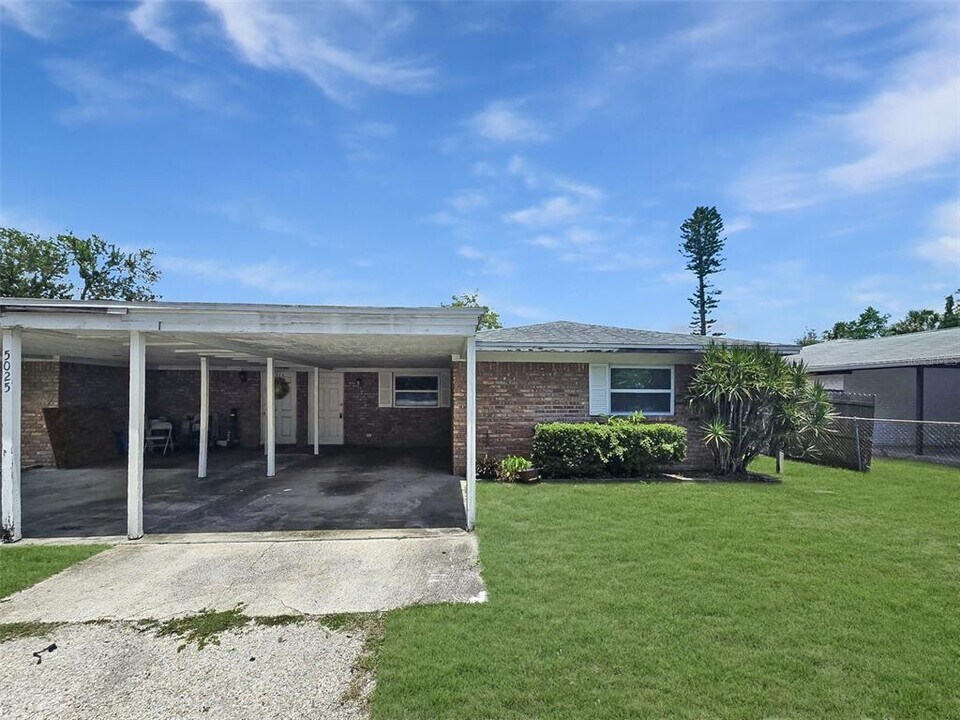 5027 34th St W in Bradenton, FL - Building Photo