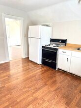 674 St Charles St in Elgin, IL - Building Photo - Building Photo