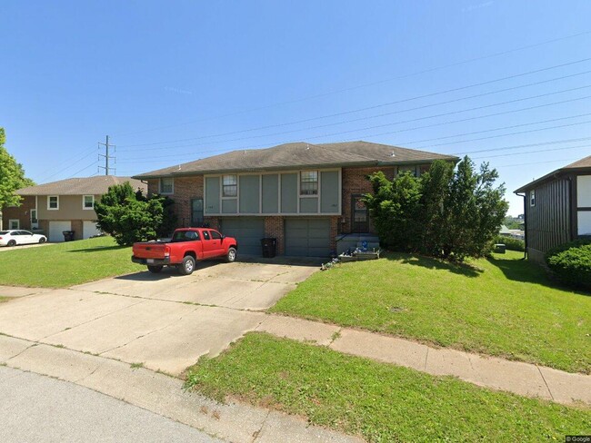 property at 17419 E 42nd St S