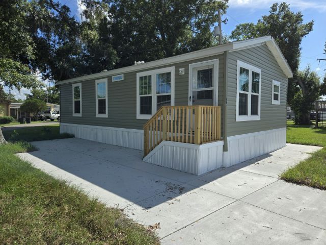 4945 US-92 in Auburndale, FL - Foto de edificio