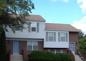 Calvert Townhouses Apartments