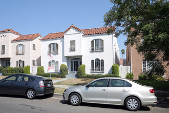 418 N Hayworth Ave in Los Angeles, CA - Building Photo - Building Photo