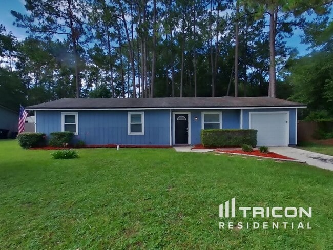 property at 2731 Greenwood Ln W