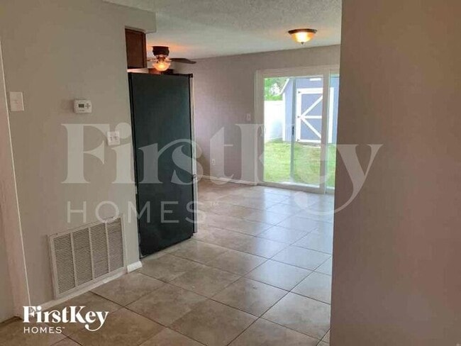 3833 14th Ave SE in Largo, FL - Building Photo - Building Photo