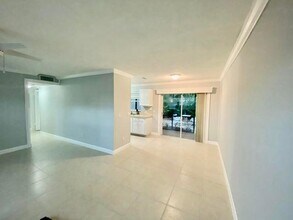 3303 Kirk Rd in Lake Worth Beach, FL - Building Photo - Building Photo