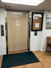 21405 Olean Blvd, Unit 607 in Port Charlotte, FL - Building Photo - Building Photo